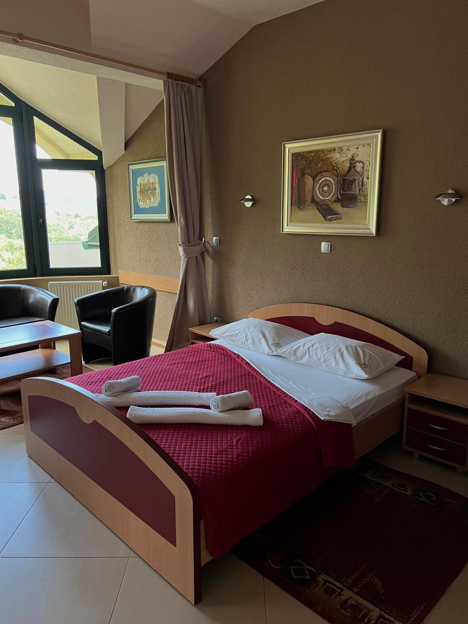 Motel Krstac โมจโคแวก ภายนอก รูปภาพ