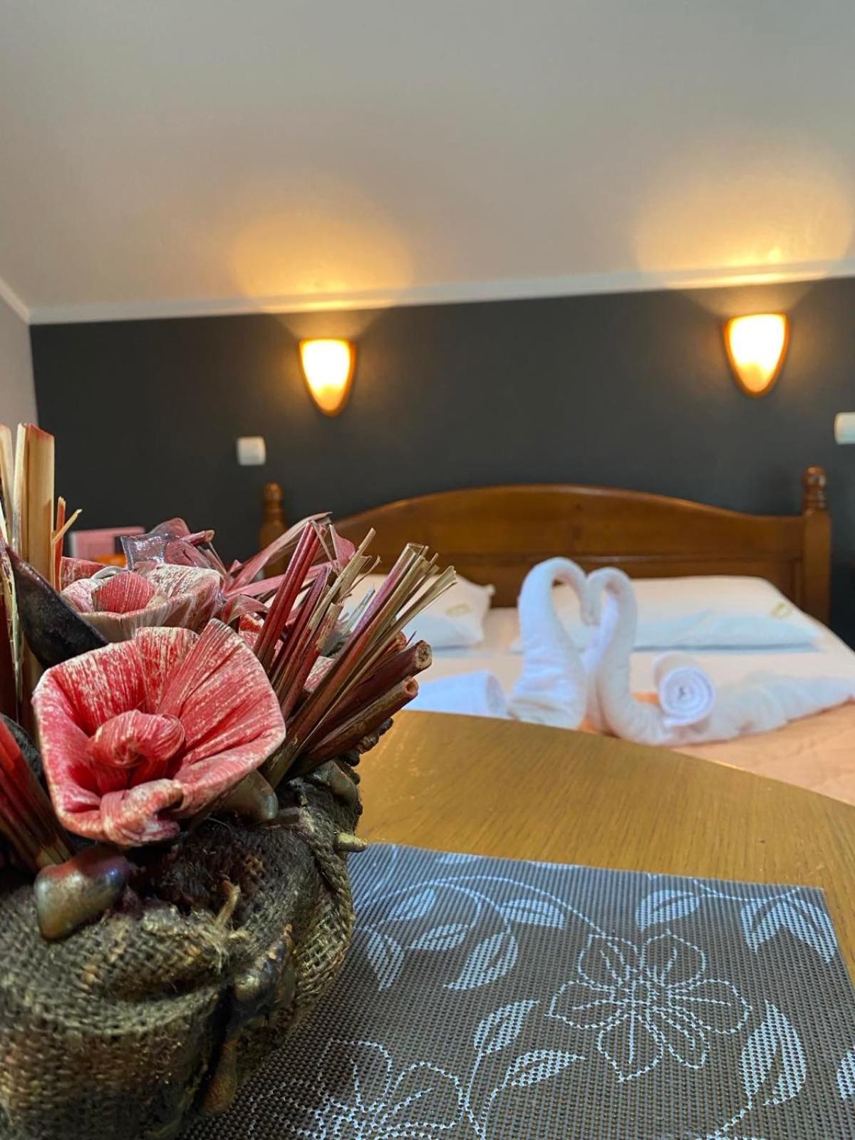 Motel Krstac โมจโคแวก ภายนอก รูปภาพ